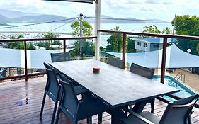 Airlie Apartments